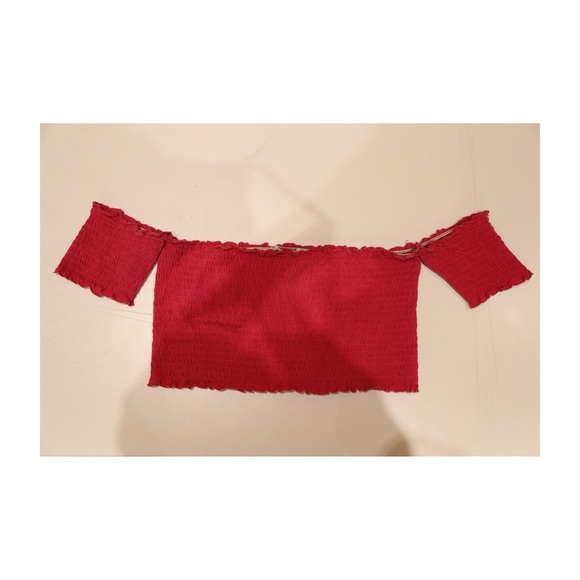 Crop Top - Picture 4 of 4